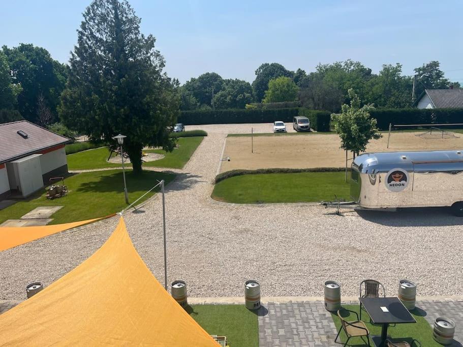 Hedon Brewery Apartments - 200 Meter To The Beach Balatonvilagos Exterior photo
