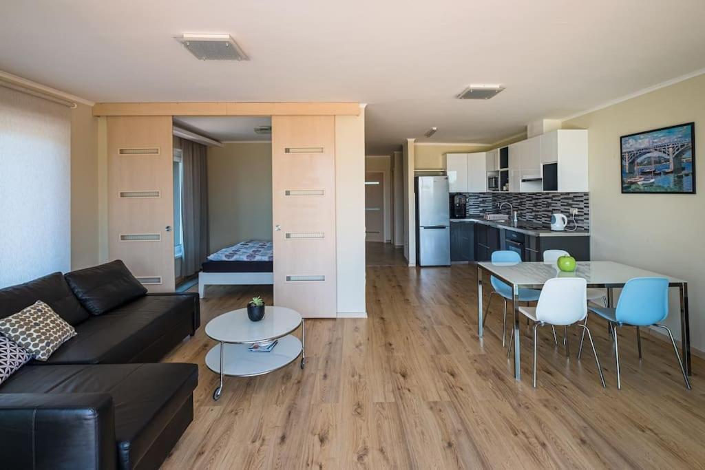 Hedon Brewery Apartments - 200 Meter To The Beach Balatonvilagos Exterior photo