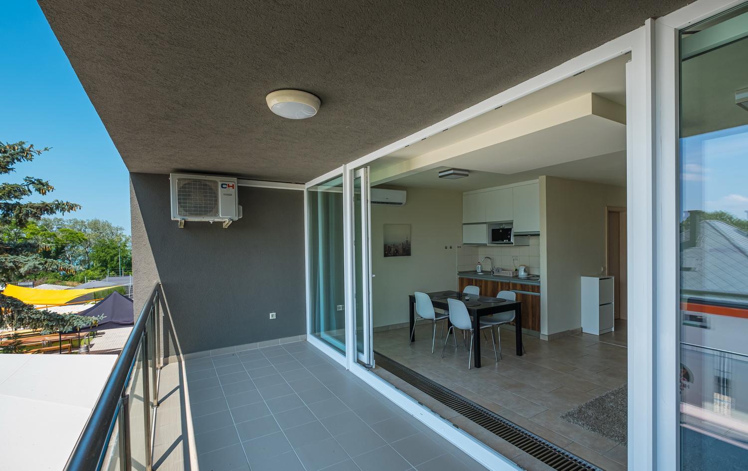 Hedon Brewery Apartments - 200 Meter To The Beach Balatonvilagos Exterior photo